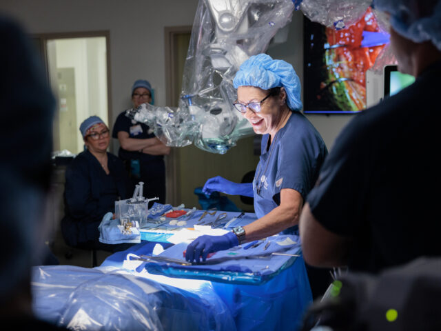 Carol Blazier teaches other nurses during a scrub nurse boot camp