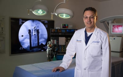 Dr. Juan Uribe