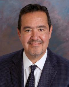 photo of phoenix neurosurgeon felipe albuquerque