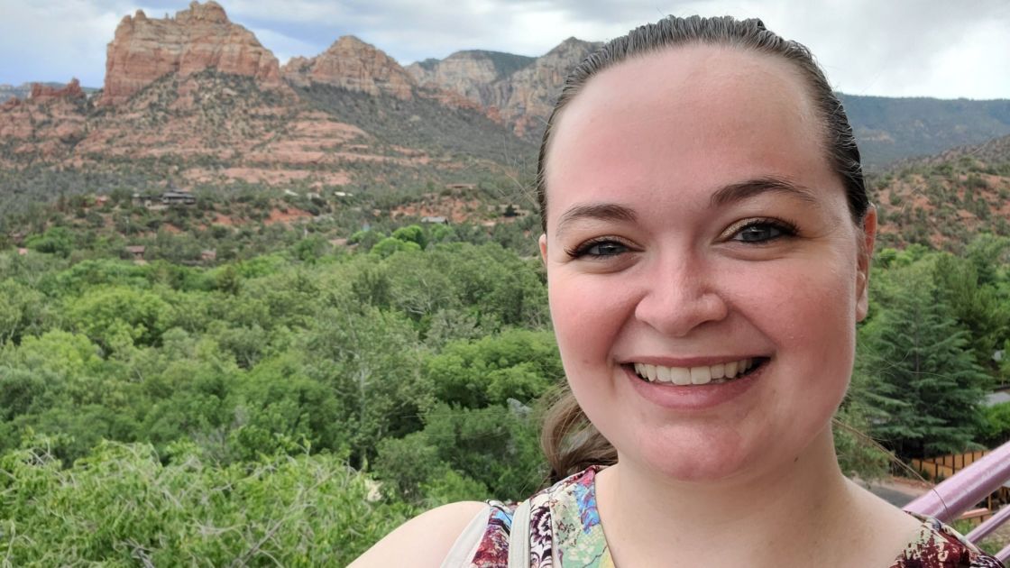ashley bailey with sedona in the background