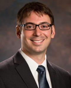 photo of phoenix neurosurgeon andrew ducruet