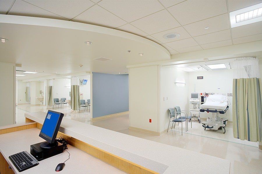 photo of the neurosurgery preop unit